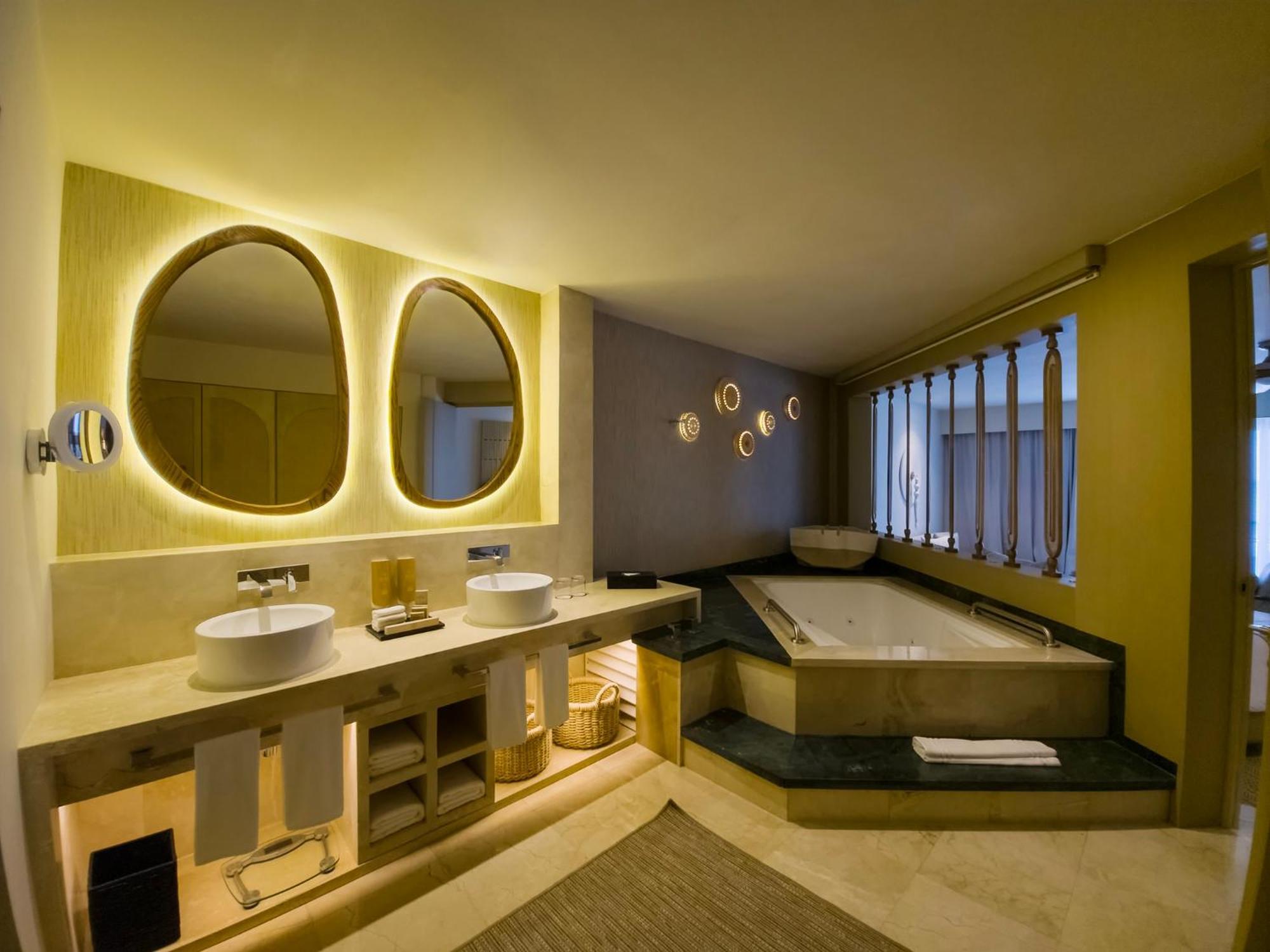 Royal Select At Grand Park Royal Cancun (Adults Only) Bagian luar foto